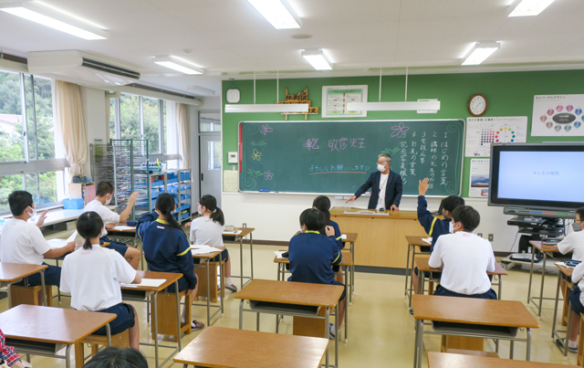 関市立武芸川中学校でキャリア教育に参加しました | お知らせ