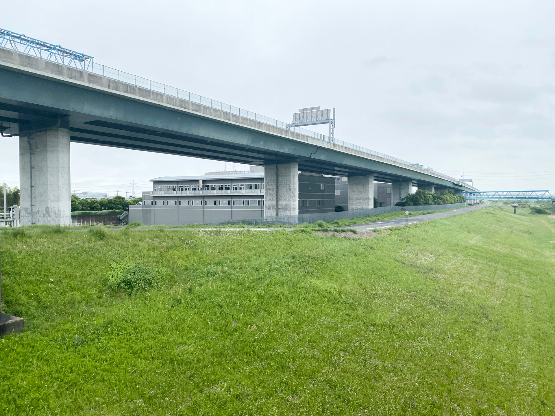 東名高速道路 社家第一高架橋南橋梁設計 | 橋梁