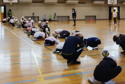 市橋小学校で「防災サッカー教室」を開催しました | お知らせ